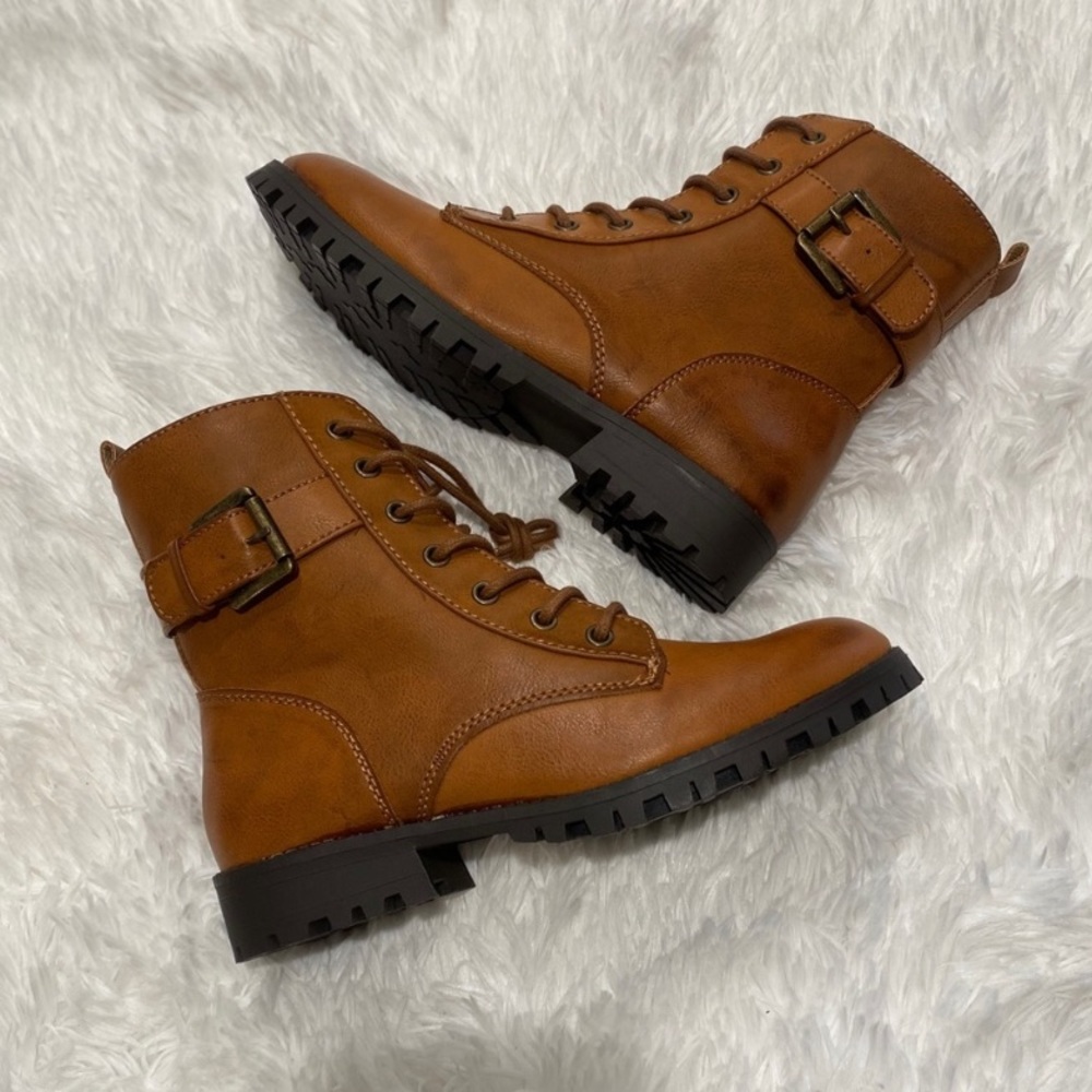 SO Combat Boots
